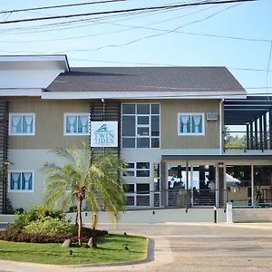 Twin Tides Panglao